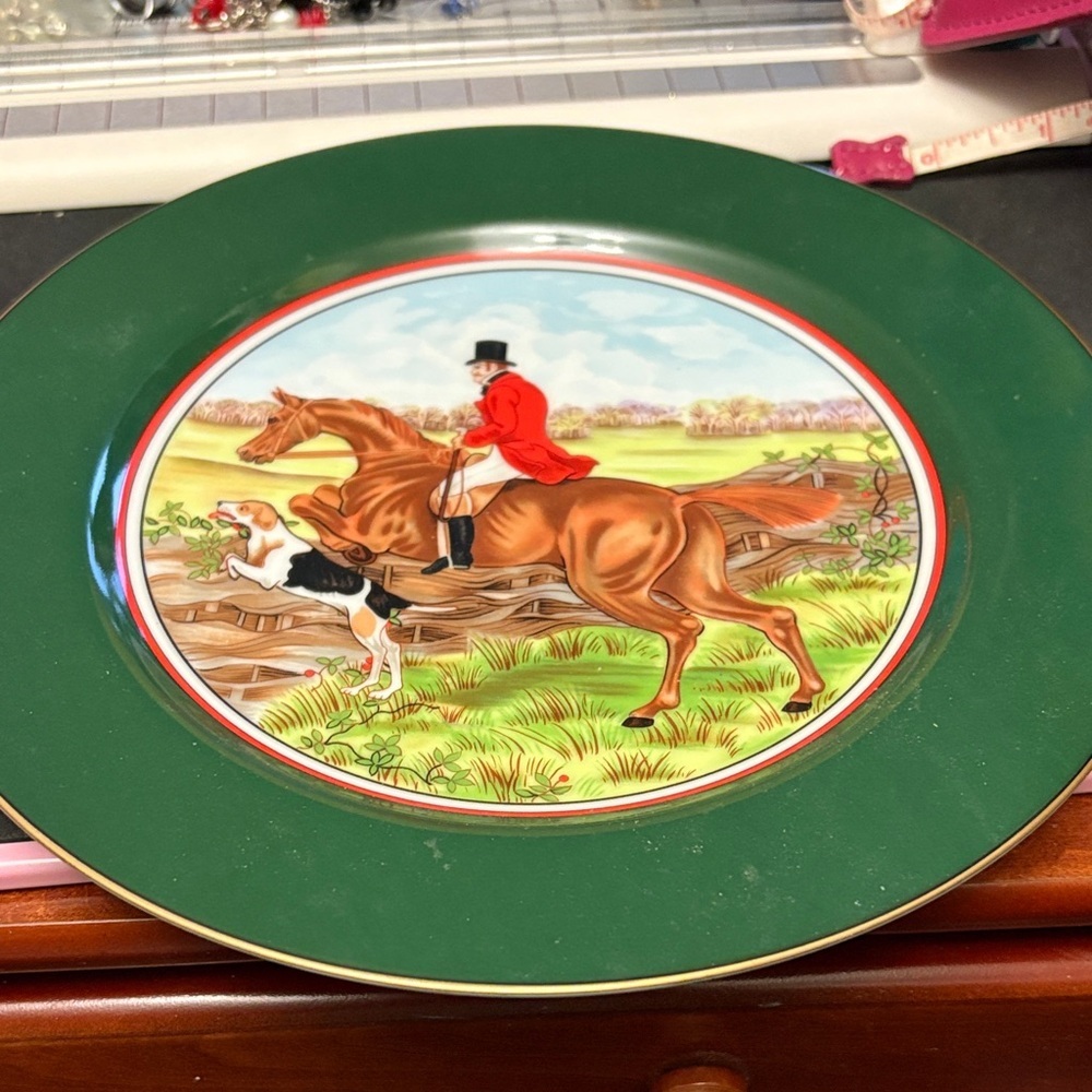 Equestrian Fitz&Floyd Japan  Tallyho Luncheon Plate Set - Picture 8 of 13